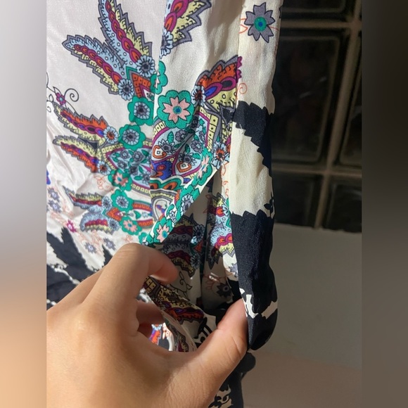 VINTAGE Meghan LA Paisley Silk Mini Dress with Cute Buttons Size 6 - Picture 3 of 6